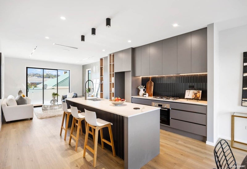 102C Symonds Street, Royal Oak, Auckland - Carousel 2