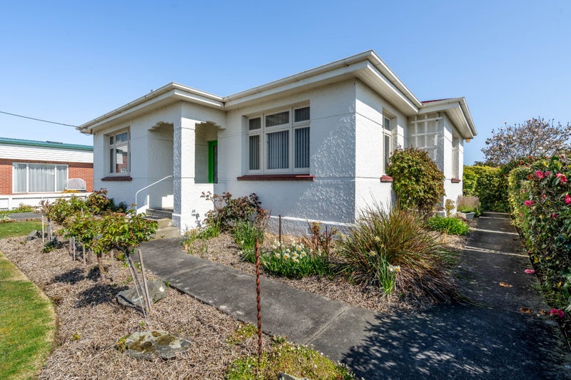 64 Broughton Street, Gore, Gore - Carousel 1