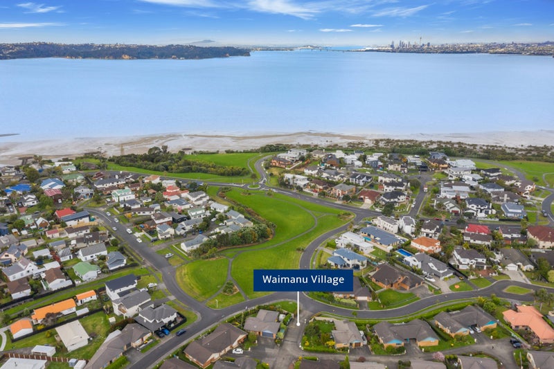 12/1 Piriti Drive, Te Atatu Peninsula, Auckland - Carousel 1
