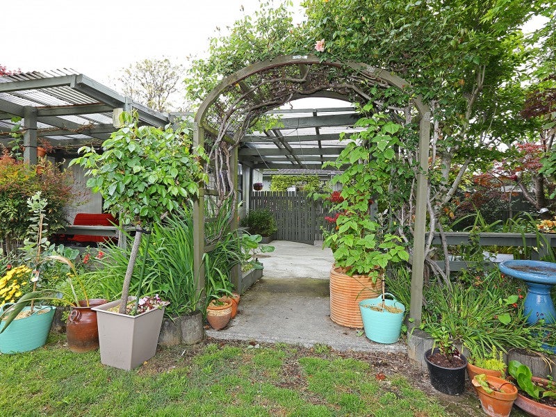 16 Glamorgan Avenue, Tamatea, Napier - Carousel 19