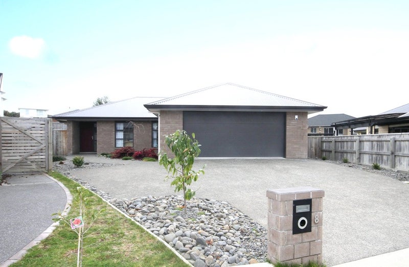 8 Webster Place, Otamatea, Whanganui - Carousel 1