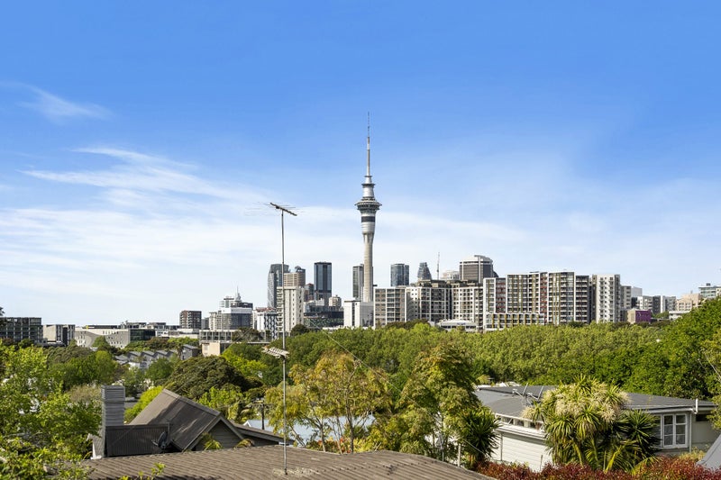 2A Smith Street, Freemans Bay, Auckland - Carousel 1