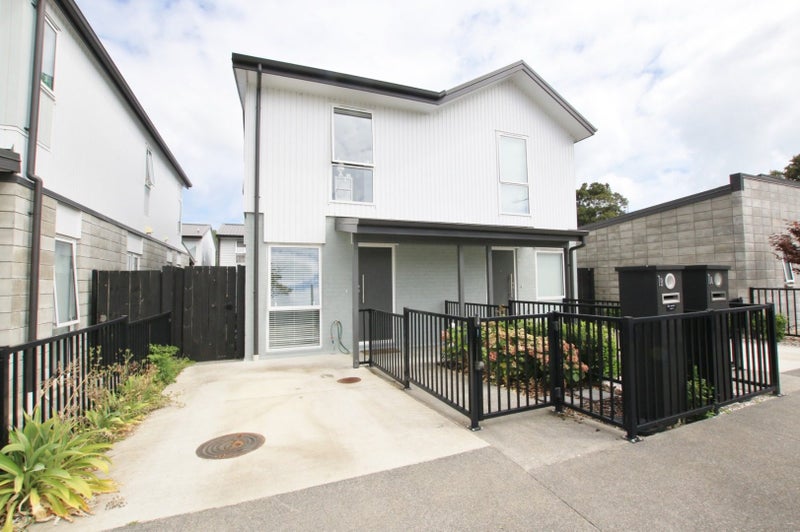 1B Fenchurch Street, Glen Innes, Auckland - Carousel 1