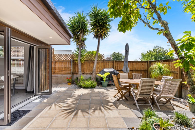 31A Hawkins Street, Meadowbank, Auckland - Carousel 2