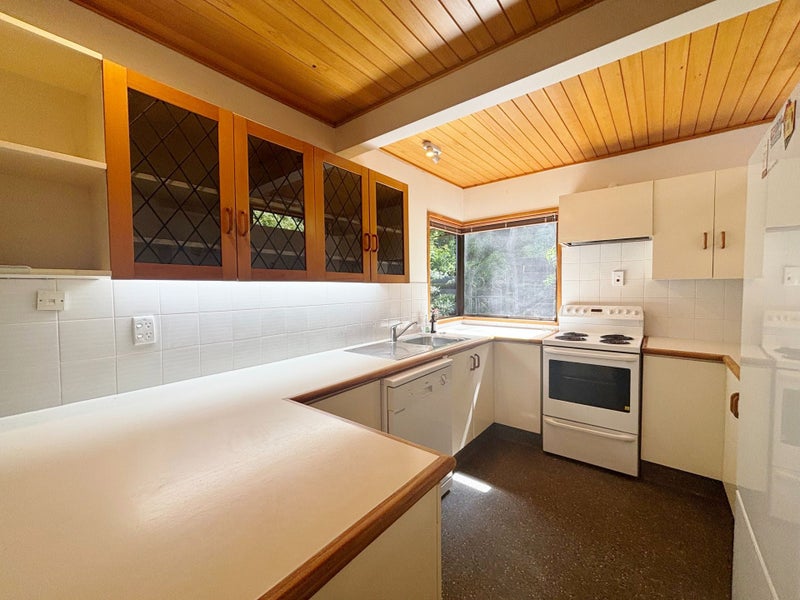 31 Crichton Terrace, Cashmere, Christchurch - Carousel 2