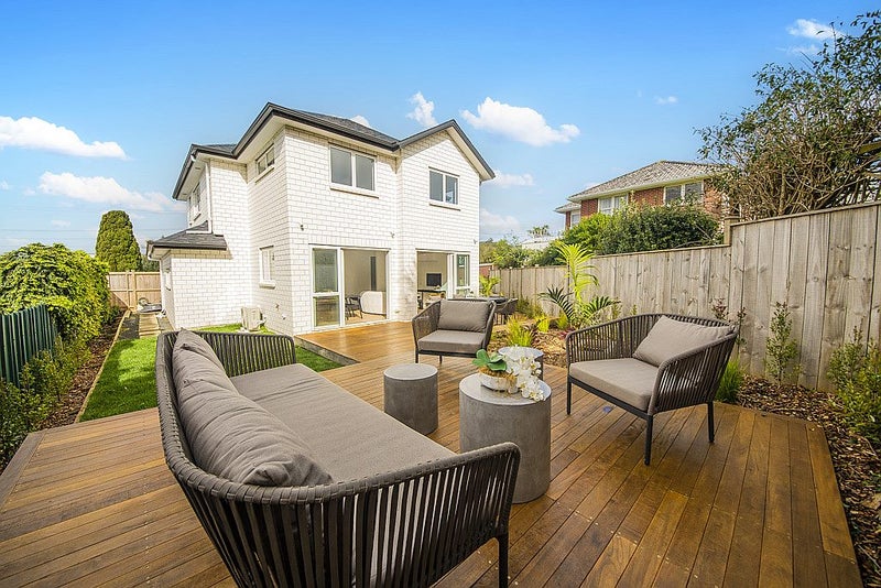 54A Te Kawa Road, Greenlane, Auckland - Carousel 1