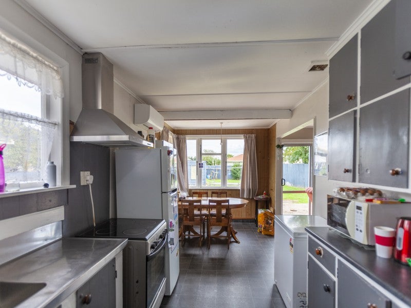 19 Mason Avenue, Maraenui, Napier - Carousel 1