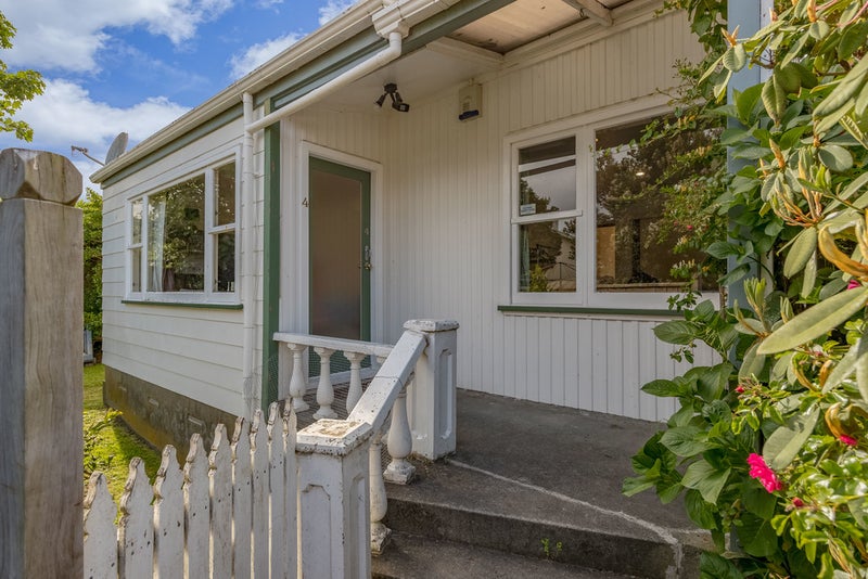 15/4A Wainui Road, Waiwhetū, Lower Hutt - Carousel 1