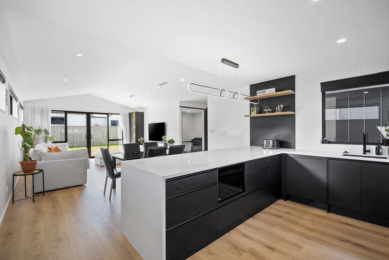 5 Burkett Street, Marshland, Christchurch - Carousel 1