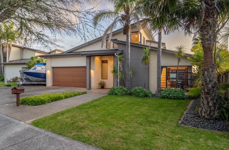 3 Ainwick Road, Flat Bush, Auckland - Carousel 1