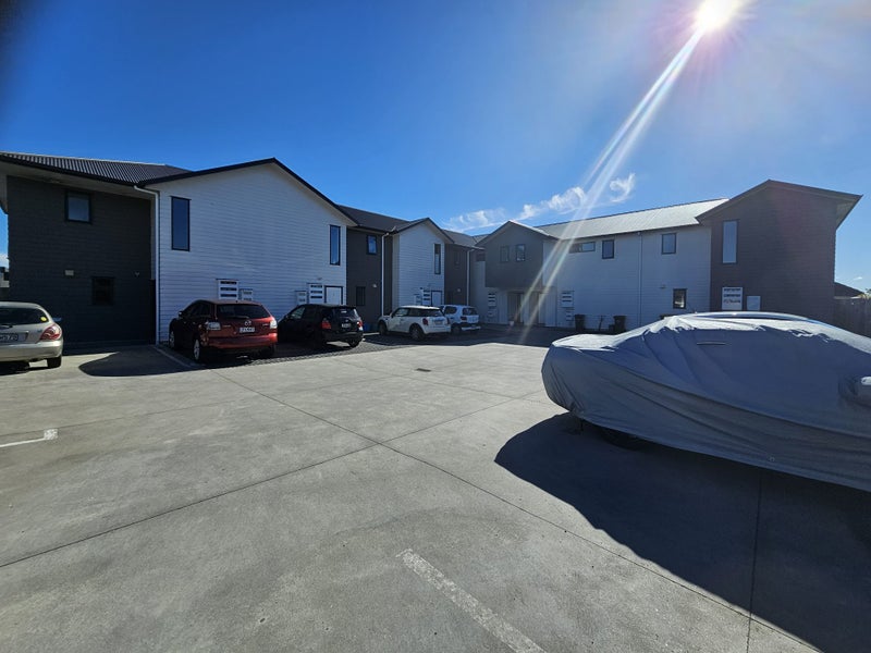 6/188 Ulster Street, Whitiora, Hamilton - Carousel 2