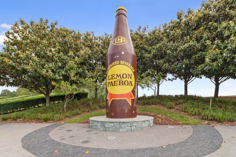 2 Arrow Street, Paeroa, Paeroa - Carousel 16