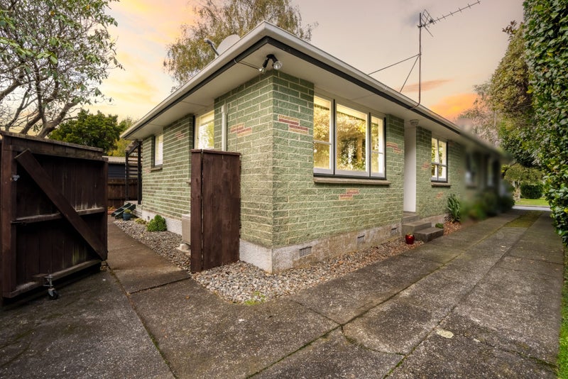 2/119 Clouston Park Road, Clouston Park, Upper Hutt - Carousel 1