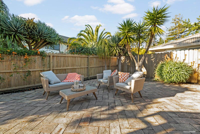 2/236 Cascades Road, Botany Downs, Auckland - Carousel 2