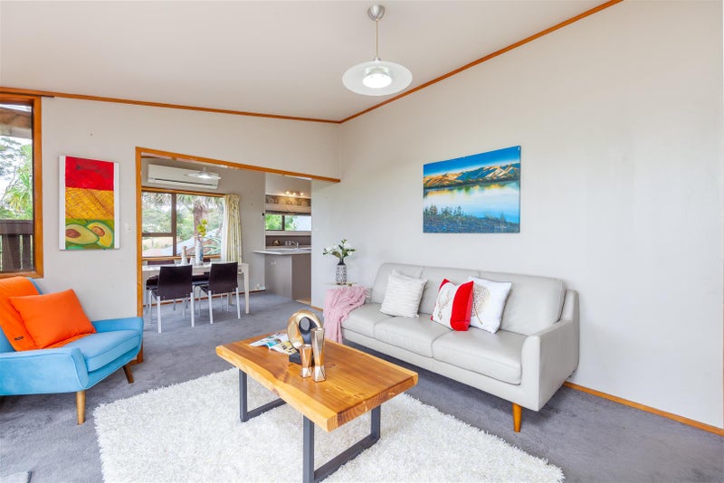 1/48 Lemnos Place, Titirangi, Auckland - Carousel 1