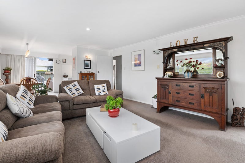 9A Sumner Street, Glenholme, Rotorua - Carousel 2