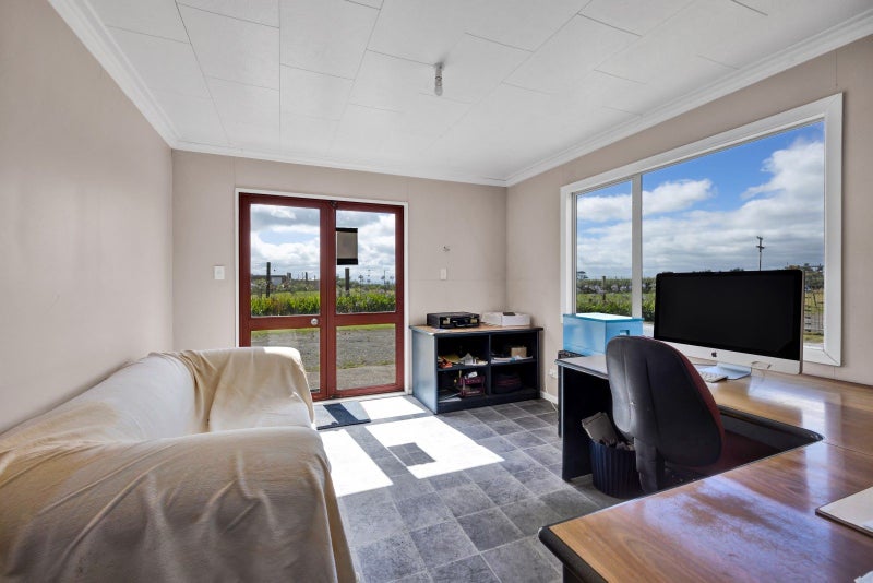 368 Monmouth Road, Pembroke - Carousel 23