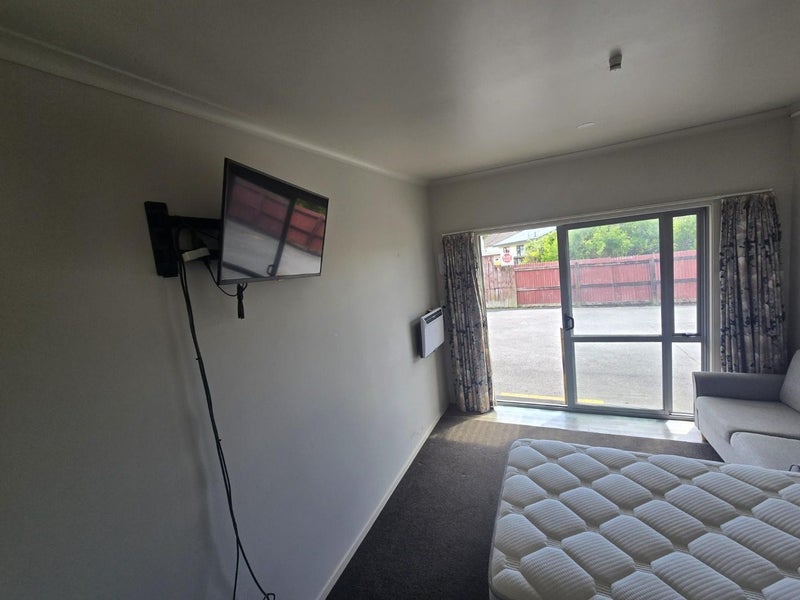 8/80 Primrose Street, Frankton, Hamilton - Carousel 2