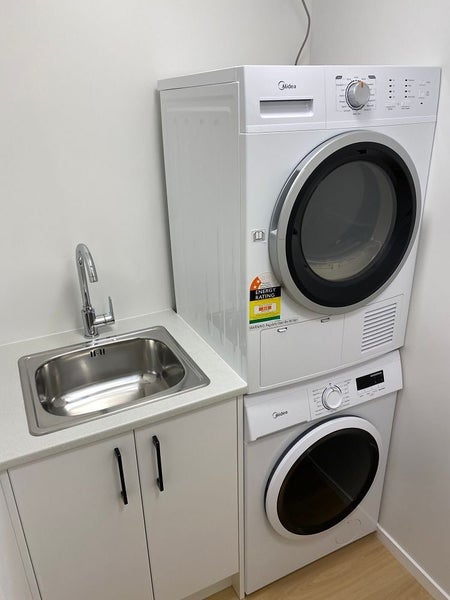 31 Apuka Street, Brooklyn, Wellington - Carousel 12