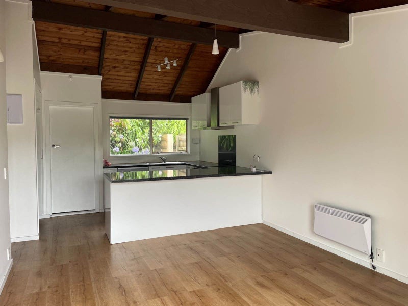 3/20 Blockhouse Bay Road, Avondale, Auckland - Carousel 1