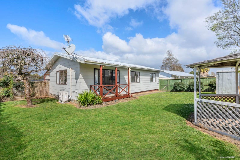 1/90 Shifnal Drive, Randwick Park, Auckland - Carousel 1