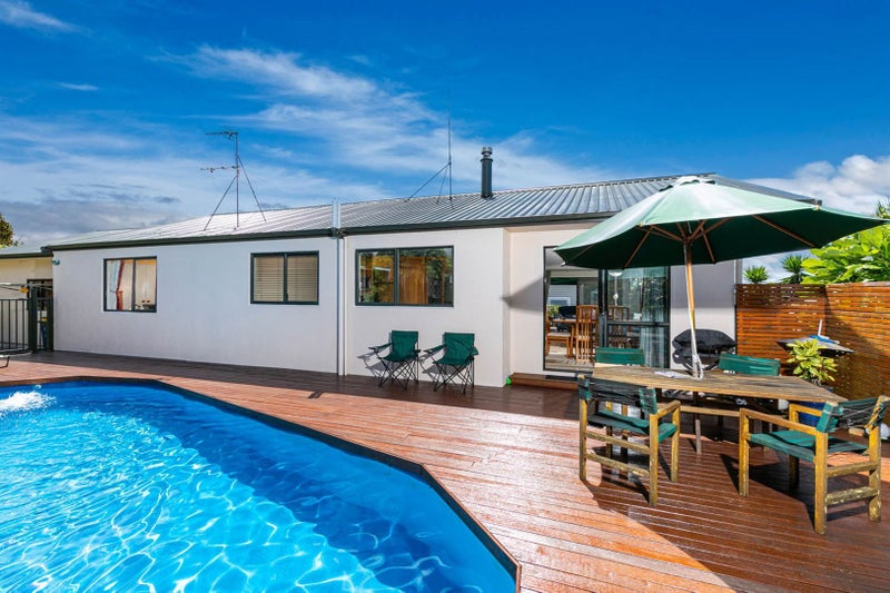301A Glengarry Road, Glen Eden, Auckland - Carousel 24