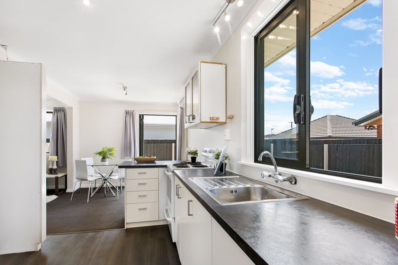 1/56 Kerrs Road, Avonside, Christchurch - Carousel 1