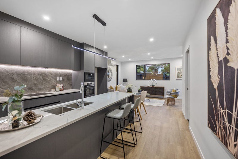 3C Margaret Place, Milford, Auckland - Carousel 2