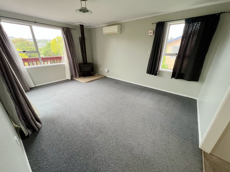 8 Jayne Place, Torbay, Auckland - Carousel 2