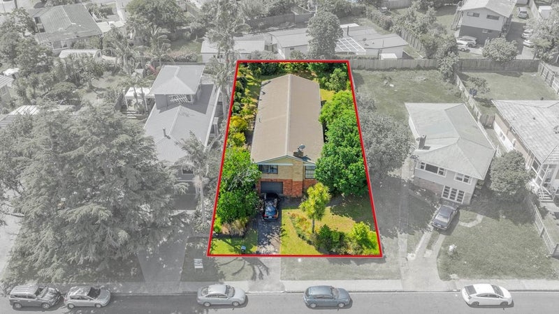 37 Stanaway Street, Hillcrest, Auckland - Carousel 1