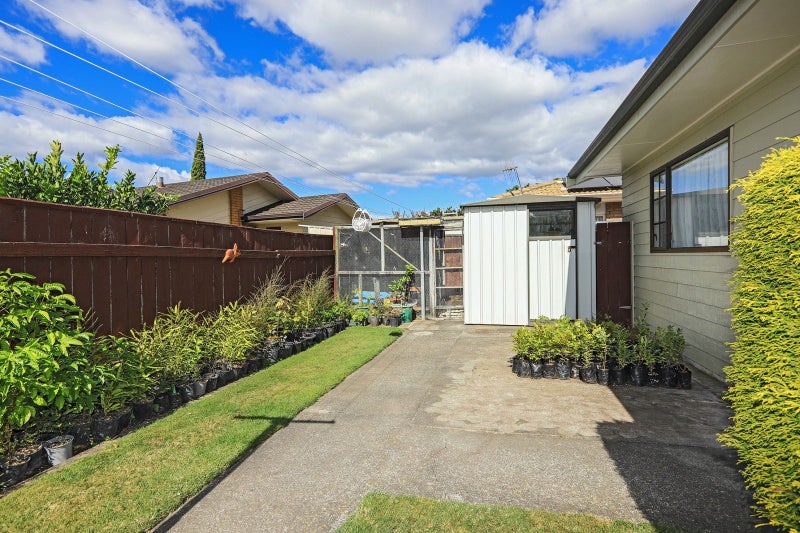 8 Webb Place, Taradale, Napier - Carousel 18