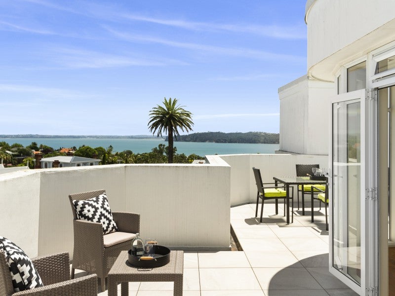 4/189 Jervois Road, Herne Bay, Auckland - Carousel 1
