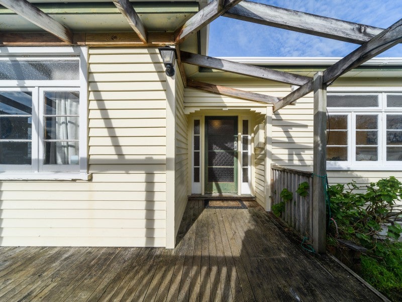 45 Guy Avenue, Takaro, Palmerston North - Carousel 1