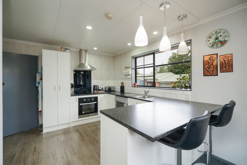 202 Elles Road, Strathern, Invercargill - Carousel 2