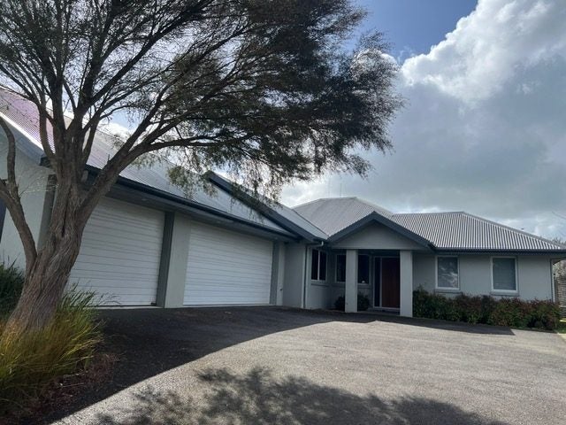 20 Haswell Place, Huntington, Hamilton - Carousel 1