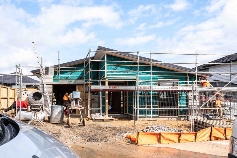 16 Arohaina Avenue, Karaka, Papakura - Carousel 1