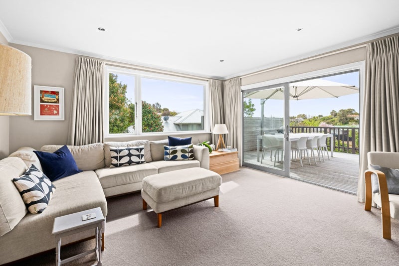 15 Aotea Crescent, Havelock North, Havelock North - Carousel 2