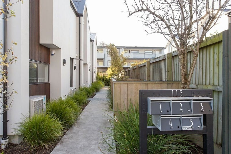4/115 Chester Street East, Christchurch Central, Christchurch - Carousel 13