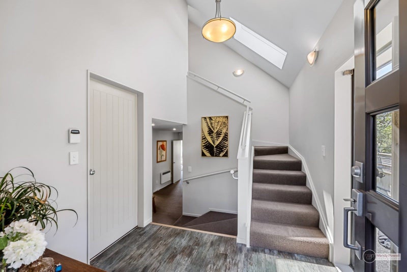 1A Marlborough Street, Silverstream, Upper Hutt - Carousel 2
