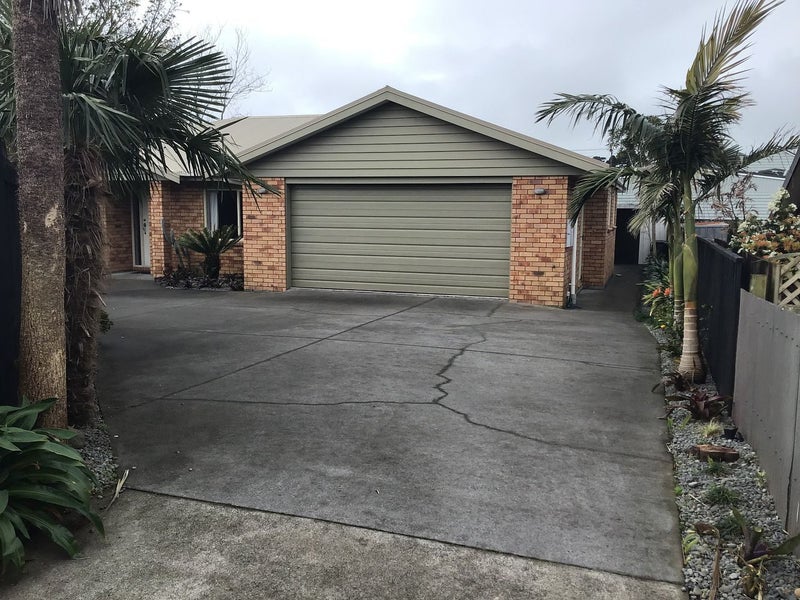 9A Turehu Street, Merrilands, New Plymouth - Carousel 1