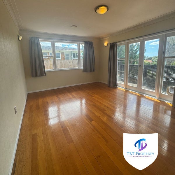 14 Portadown Avenue, Pakuranga Heights, Auckland - Carousel 2