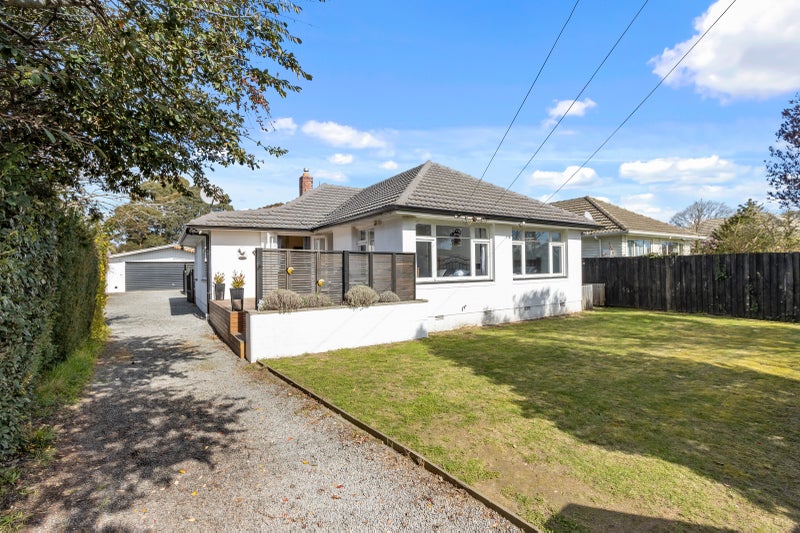 15 Mappleton Avenue, Burnside, Christchurch - Carousel 1