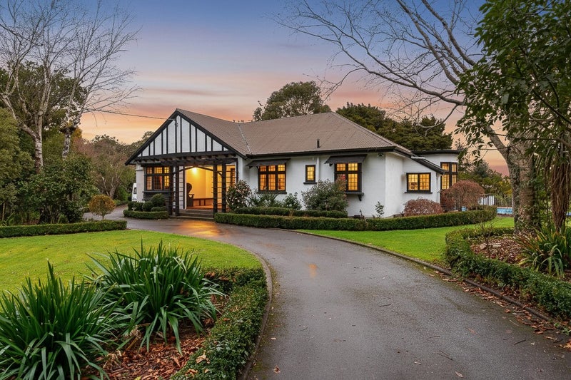 9 Terrace End, Lansdowne, Masterton - Carousel 1