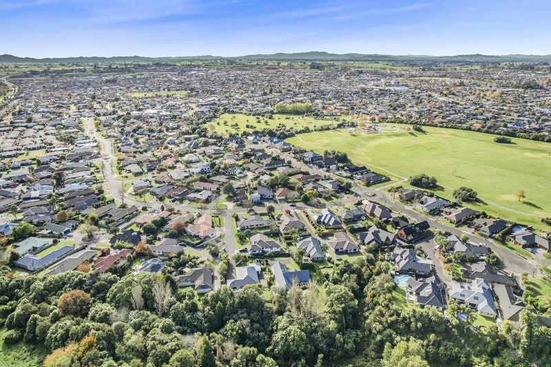 7 Vereker Court, Rototuna, Hamilton - Carousel 2