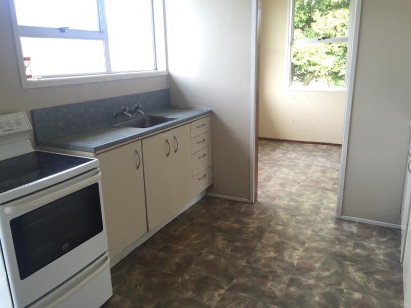 16 Zelda Avenue, Clover Park, Auckland - Carousel 1