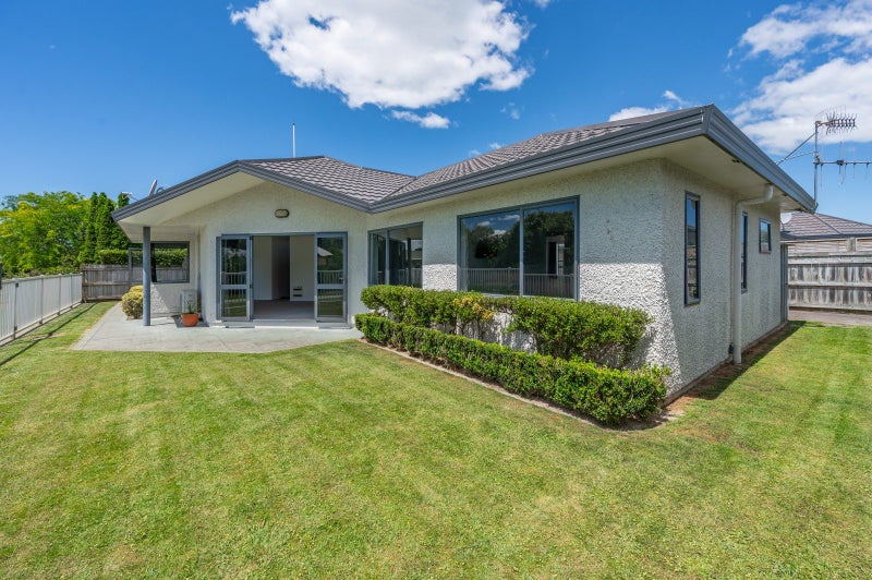 34A Kensington Drive, Taradale, Napier - Carousel 1