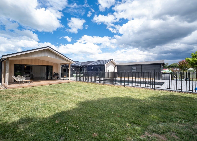 83 Mcelwee Street, Jervoistown, Napier - Carousel 1