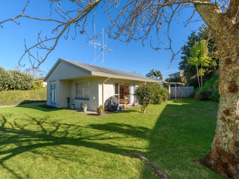 25 Pah Street, Matua, Tauranga - Carousel 1