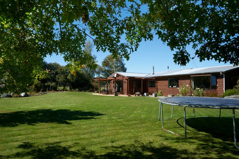 46 William Stephen Road, Te Anau, Te Anau - Carousel 1