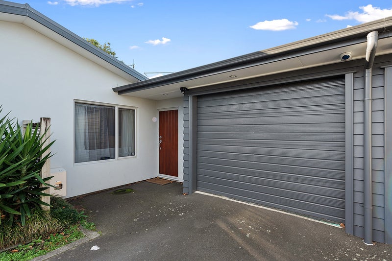 24D Cameron Road, Hamilton East, Hamilton - Carousel 1